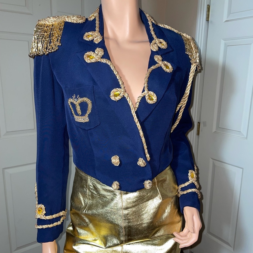 Vintage Victoria Royal Ltd Military Cropped Beaded Jacket 💛💙